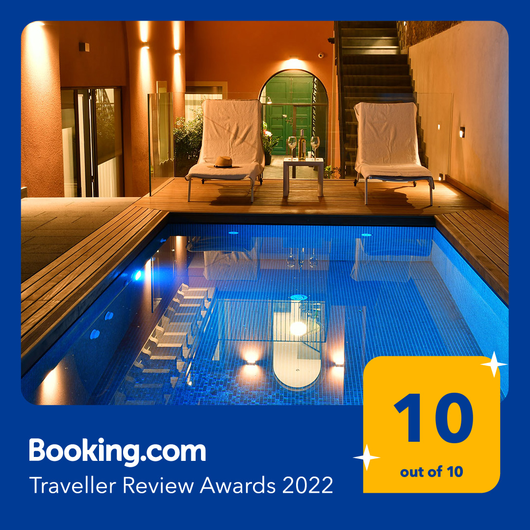 traveller-review-award-booking-2022